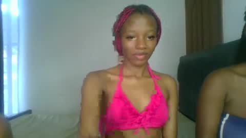 Snapshot of heilybunny chatting on 9, 4, 2026 heilybunny online show from 9, 4, 2026