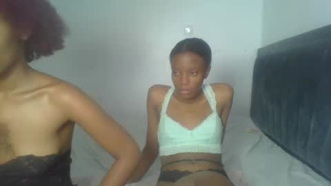 Snapshot of heilybunny chatting on 25, 4, 2026 heilybunny online show from 25, 4, 2026
