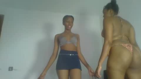 Snapshot of heilybunny chatting on 5, 5, 2026 heilybunny online show from 5, 5, 2026