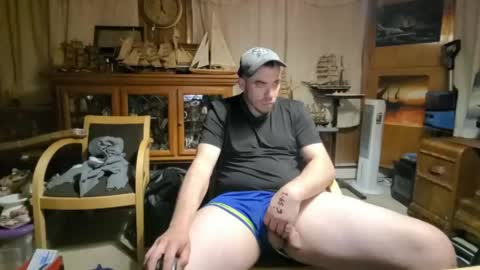 xxScubaStevexx online show from 18, 4, 2026