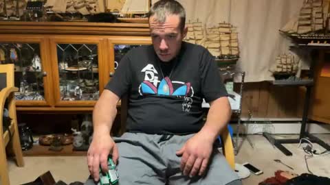 xxScubaStevexx online show from 10, 5, 2026