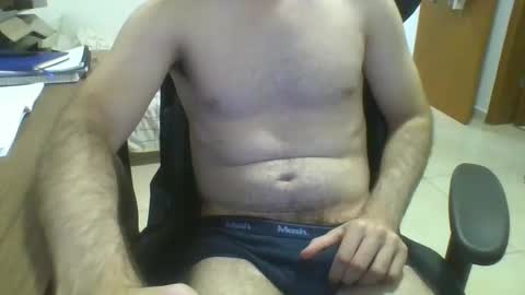 heitorcp1 online show from 4, 2, 2025