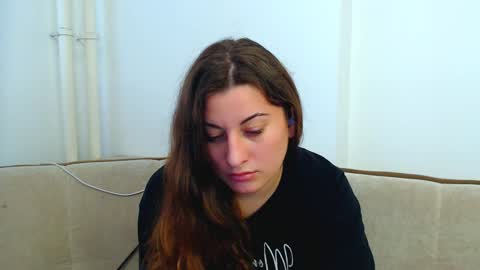 helen_adams_ online show from 13, 12, 2024