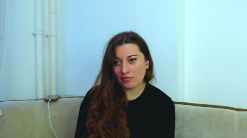 helen_adams_ online show from 10, 1, 2025