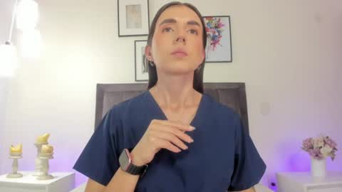 Snapshot of helen_mooree chatting on 11, 6, 2026 Helen online show from 11, 6, 2026