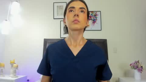 Snapshot of helen_mooree chatting on 17, 6, 2026 Helen online show from 17, 6, 2026