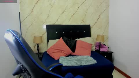 HELENA COPPER online show from 1, 2, 2026