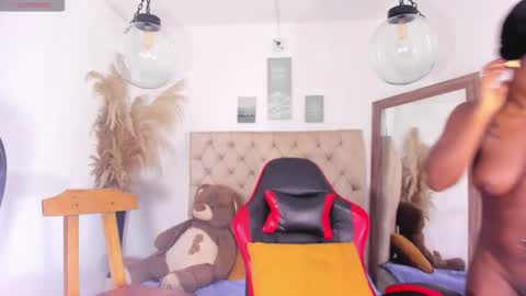 HELENA COPPER online show from 1, 2, 2026