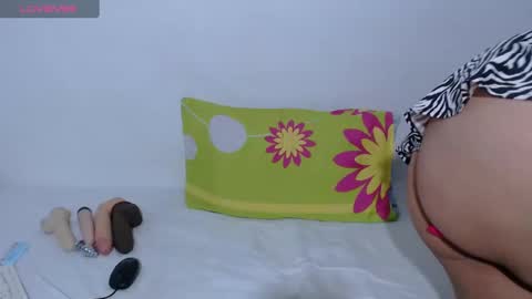 Snapshot of helennamartinez chatting on 9, 2, 2025 helennamartinez online show from 9, 2, 2025