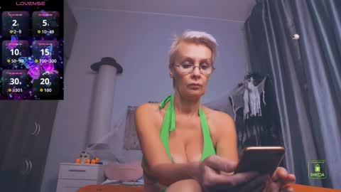 Helga online show from 14, 10, 2025