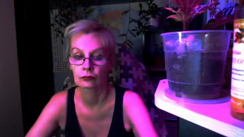Helga online show from 10, 4, 2026