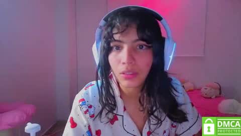 Helia Transfem and Amy online show from 27, 3, 2026