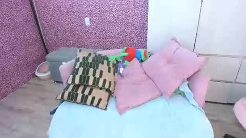 Laura online show from 17, 6, 2026