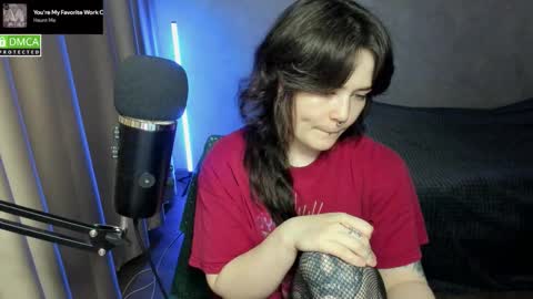 Red online show from 12, 11, 2025