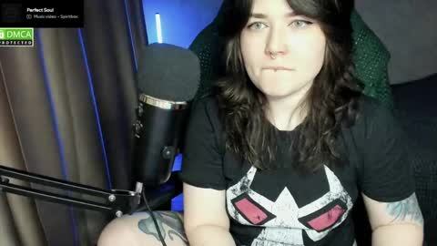 Red online show from 25, 5, 2026