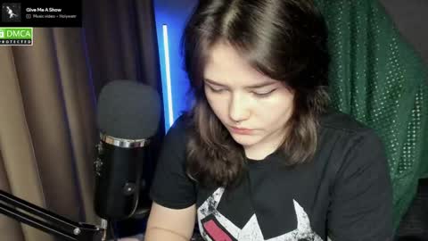 Red online show from 28, 5, 2026
