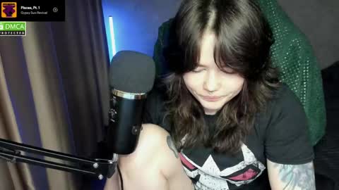 Red online show from 30, 5, 2026
