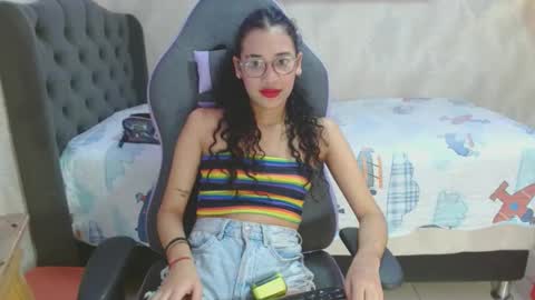 Snapshot of hellen_queensex chatting on 12, 3, 2025 hellen_queensex online show from 12, 3, 2025