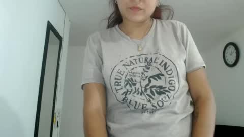 Snapshot of hellennmoon chatting on 8, 6, 2026 Hellen online show from 8, 6, 2026
