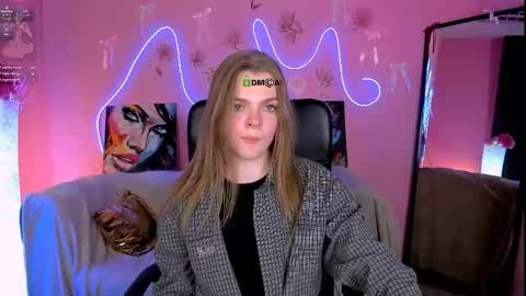 Snapshot of helli_belli chatting on 5, 5, 2026 Helli online show from 5, 5, 2026