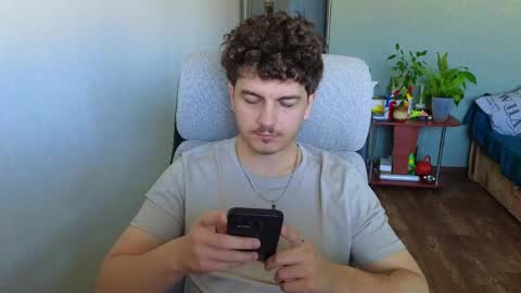 Snapshot of hellish_sugar chatting on 5, 5, 2026 Remy online show from 5, 5, 2026
