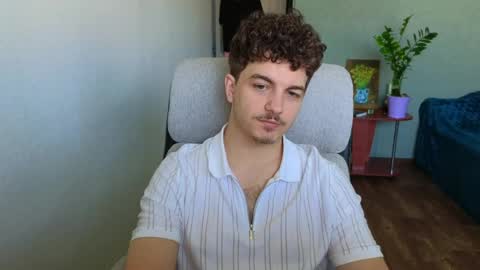 Snapshot of hellish_sugar chatting on 6, 6, 2026 Remy online show from 6, 6, 2026