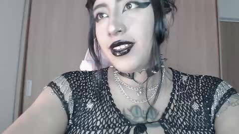Snapshot of hello_demonkitty chatting on 10, 9, 2025 SIMONA online show from 10, 9, 2025
