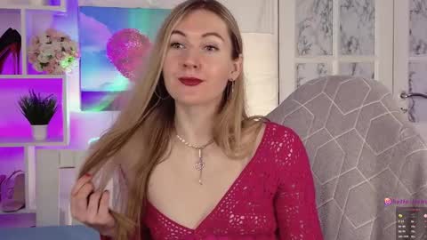 Alisia  Monday to Friday from 10 am to 4 pm GMT 2 online show from 30, 1, 2025