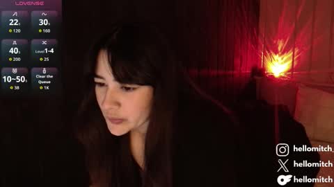 Snapshot of hellobitch98 chatting on 27, 4, 2026 Mitch online show from 27, 4, 2026