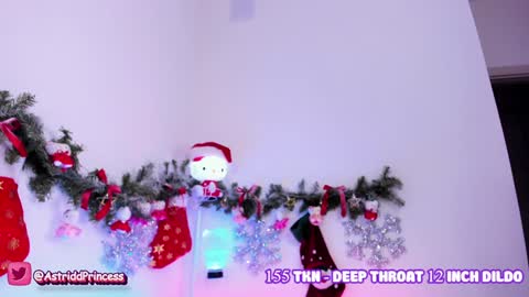 Snapshot of helloiamastrid chatting on 27, 12, 2024 helloiamastrid online show from 27, 12, 2024