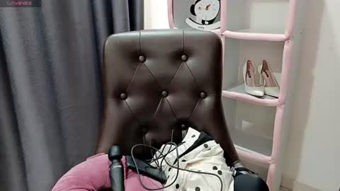 hellokitty_sexy online show from 28, 6, 2026