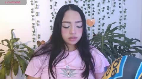 Snapshot of hellokitty_valery1 chatting on 21, 4, 2026 hellokitty_valery1 online show from 21, 4, 2026