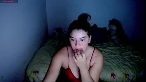 helloo_kityy25 online show from 19, 7, 2026