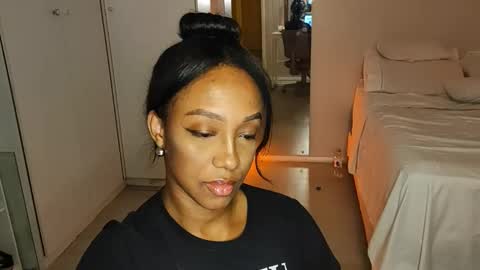 Snapshot of hellsd97 chatting on 11, 3, 2025 hellsd97 online show from 11, 3, 2025