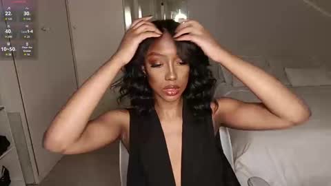 Snapshot of hellsd97 chatting on 8, 10, 2025 hellsd97 online show from 8, 10, 2025