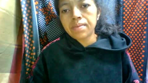 Snapshot of henitsaldy chatting on 7, 7, 2026 henitsaldy online show from 7, 7, 2026