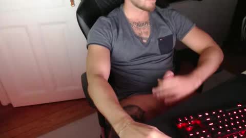Snapshot of henning_grande chatting on 21, 9, 2025 henning_grande online show from 21, 9, 2025