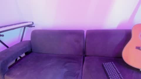 henrik_senn online show from 12, 11, 2025