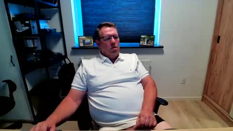 henrikrp1971 online show from 8, 7, 2026