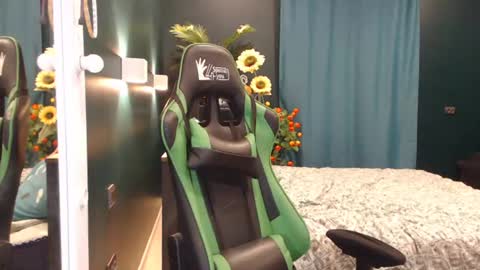 Snapshot of hentaishiing chatting on 25, 6, 2026 Hentaishiing online show from 25, 6, 2026