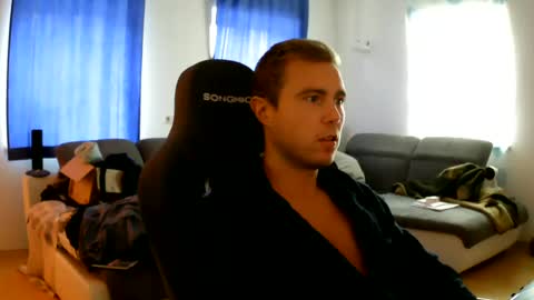 John Pearl online show from 26, 7, 2026