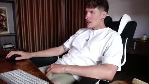 Gregblonde  Alextattoo online show from 26, 10, 2025