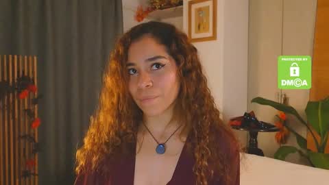 hercyqueen online show from 8, 4, 2026