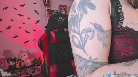 Snapshot of herinfernalmajesty chatting on 8, 1, 2025  Marie  online show from 8, 1, 2025