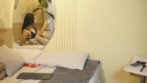 Hermione Scott online show from 14, 1, 2025