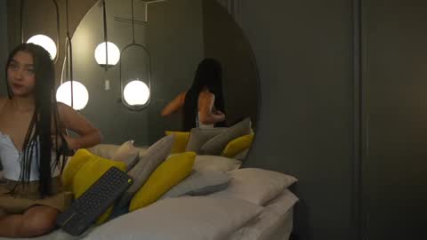 Hermione Scott online show from 6, 2, 2025