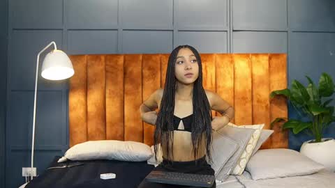 Hermione Scott online show from 18, 2, 2025