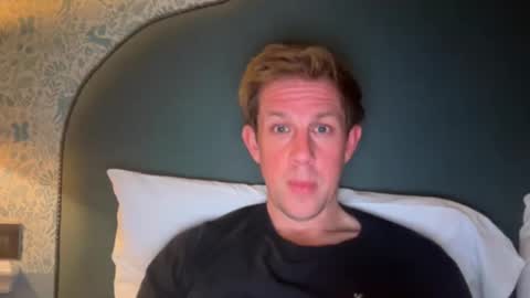 Snapshot of hertm999 chatting on 14, 10, 2025 oxfordplaymate online show from 14, 10, 2025