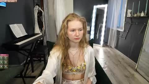 Snapshot of hetaerart chatting on 30, 5, 2026 Sasha online show from 30, 5, 2026