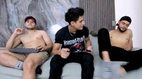 Snapshot of heteros_men chatting on 12, 2, 2025 heteros men online show from 12, 2, 2025